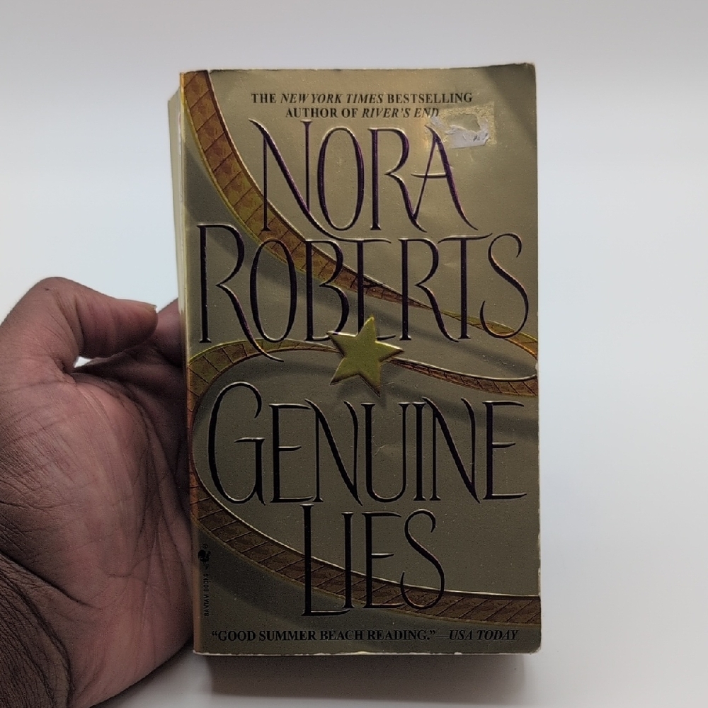 💵2/$10Bundle and Save💵 Nora Roberts Genuine Lies Novel
